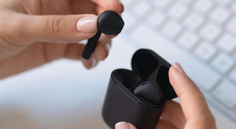 Nem hiszed el: Már vezeték nélküli fülhallgatókon is fut a Doom