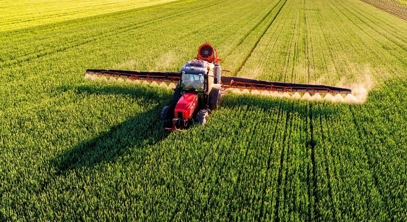 Figyelem, fontos határidő-változás a permetezési naplónál!