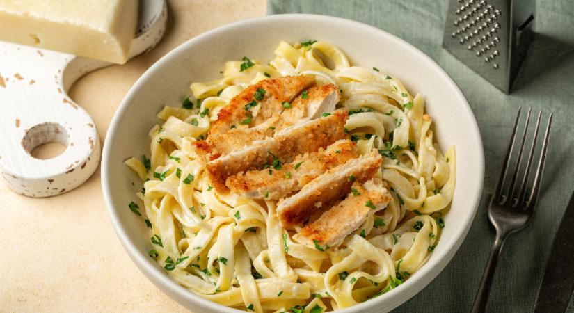 Csirke Alfredo, az egyik legismertebb és legkedveltebb tésztaétel a világon