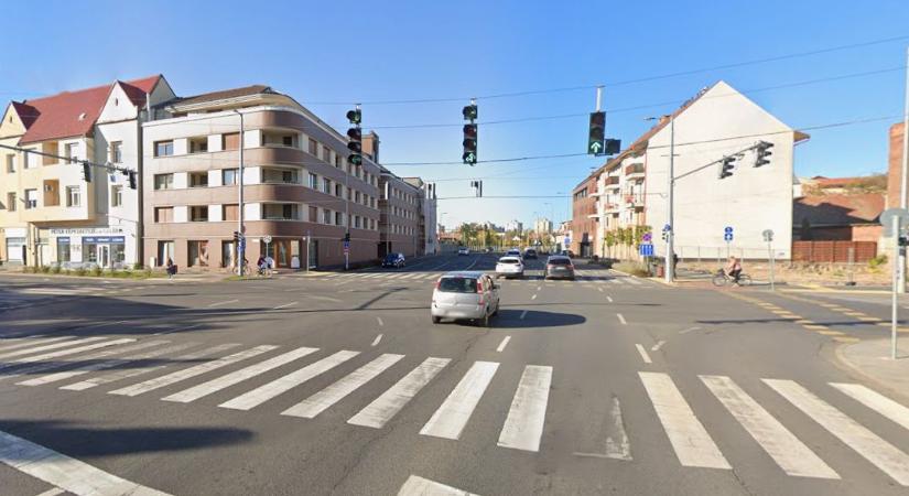 Karbantartás a forgalmas debreceni csomópontban