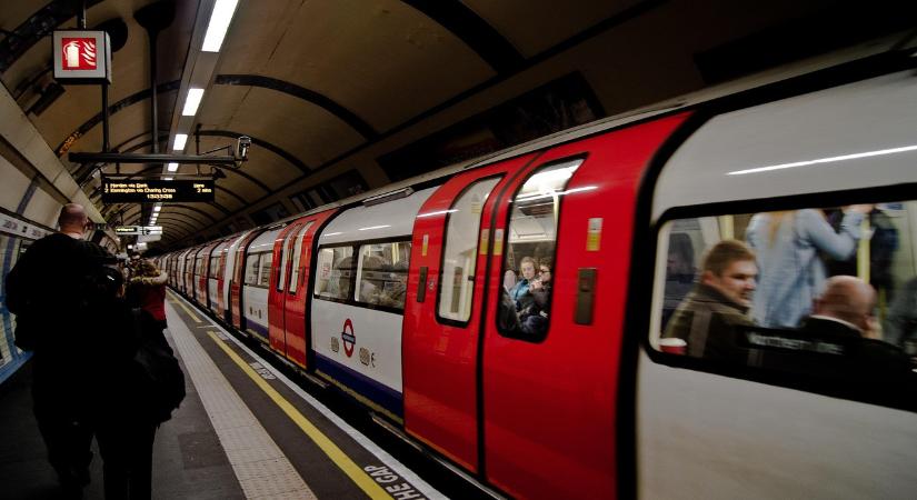 Rövid videó, nagy nevetés: elhagyom a vonatot