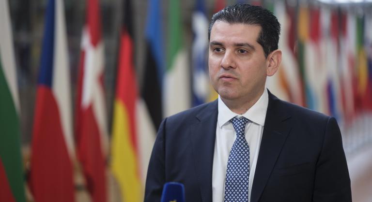 Döntött az EU, brutális büntetésekkel sújtanák az orosz gázt vásárló országokat