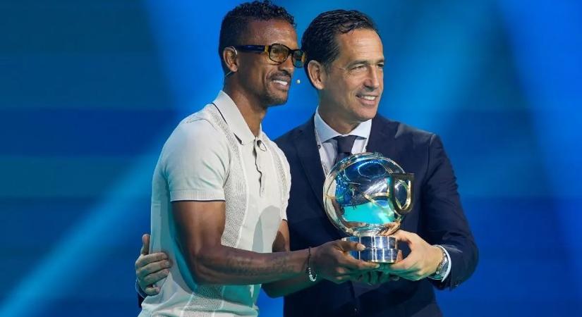 Visszatér a Manchester United visszavonult sztárja