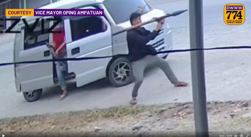 Videó: Vállról indítható rakétával akarták lelőni a polgármestert