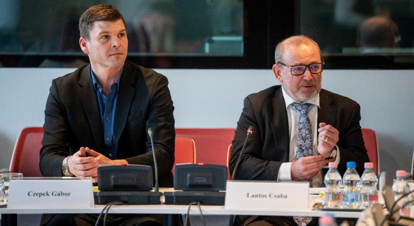 Közel a döntés a januári rezsiszámlákról, ülésezett a rezsistop munkacsoport