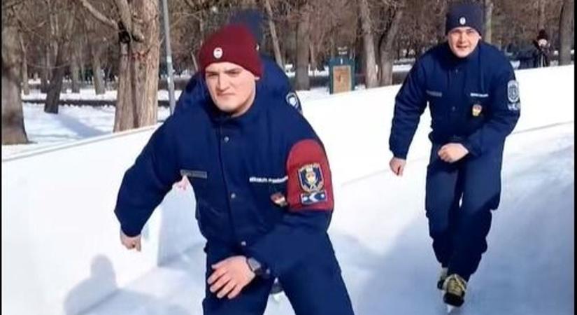 Jégre menni tilos - Mutatjuk, hogy koriznak a rendőrök - videó