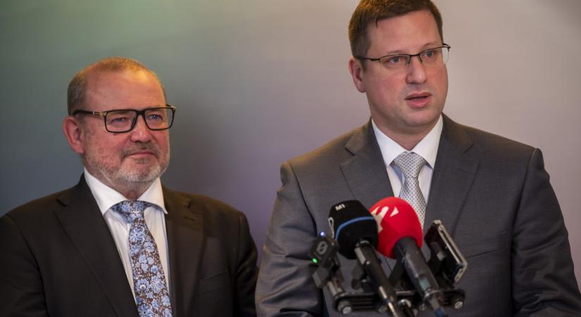 Összeült a rezsistop munkacsoport, hogy a januári fűtés többletköltség átvállalásának részleteit kidolgozza