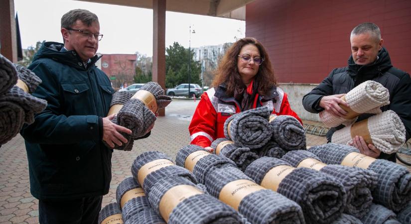 Hat napig menekülnek a háború elől, Kecskemétről kapnak adományt az ukrán civilek – fotók, videó