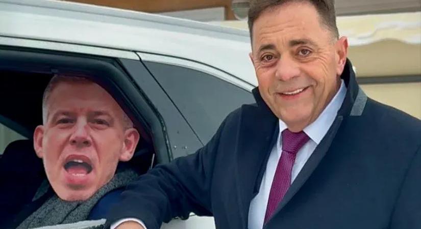 Százhatan harcolnak Orbán digitális honfoglalásában, ahol Pócs János a verhetetlen példakép