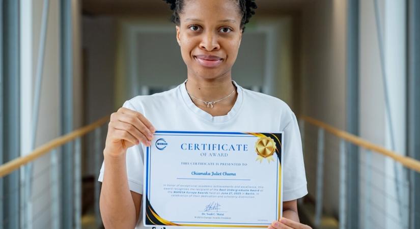 Hatalmas siker! Egy nigériai lány lett egész Európa legjobb afrikai egyetemistája