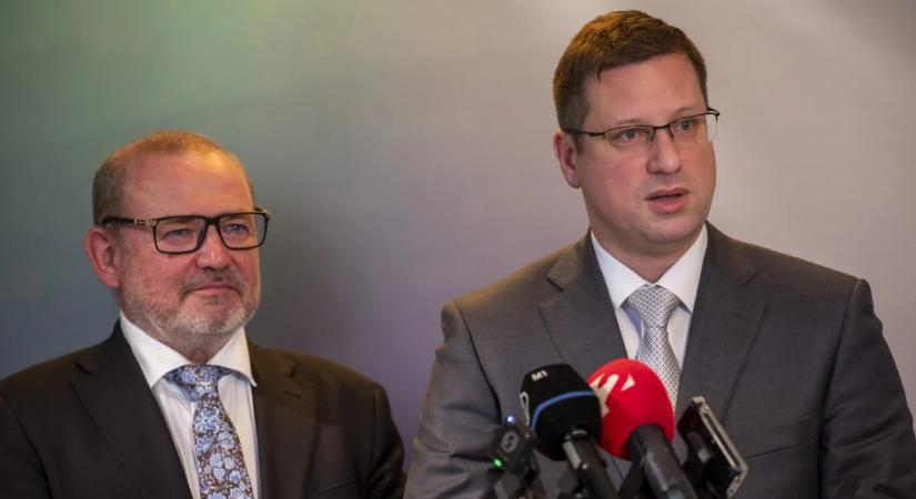 Újabb részletek a rezsistopról: a miniszter elárulta, mekkora kompenzáció jöhet