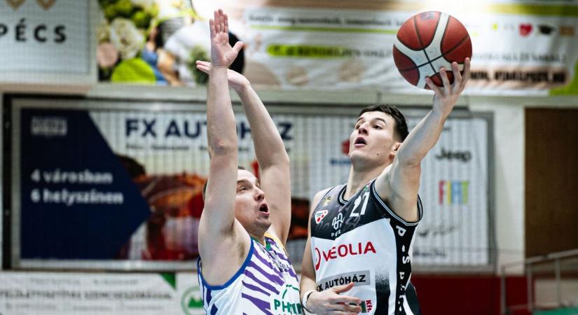 A Tigrisek a Panthers torkát is elktapták