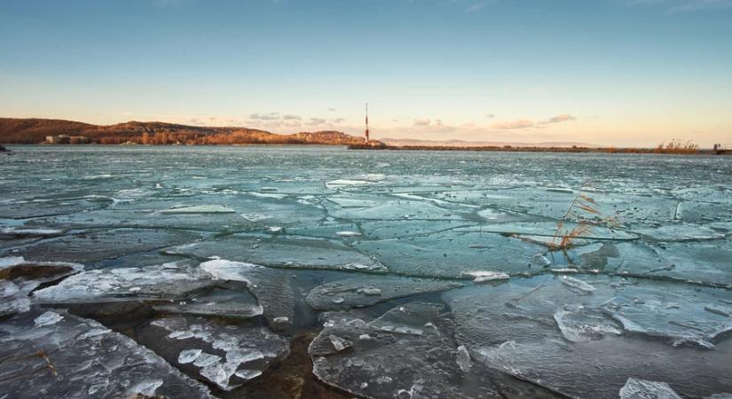 A Balaton most már legfeljebb csak arra alkalmas, hogy gyönyörködjünk benne