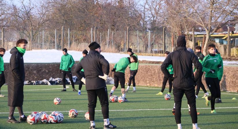 Az újraformált paksi csapat sikerrel vette az első akadályt