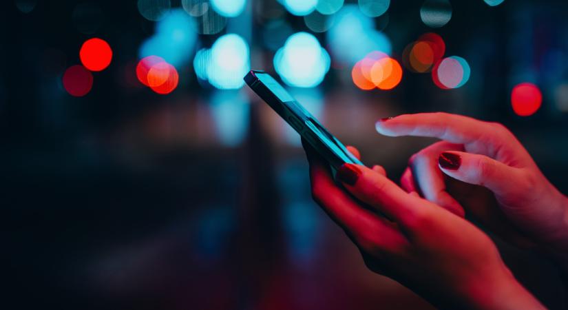 Durva vizsgálat indult a mesterséges intelligencia ellen, amely gyerekeket vetkőztet le digitálisan