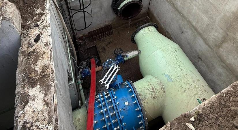 Megkezdődött Kecskemét legnagyobb átmérőjű ivóvízvezetékének felújítása