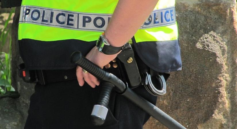 Pillanatok alatt buktak le a semmi közepén fosztogató tolvajok, ezt a trükköt használták ellenük