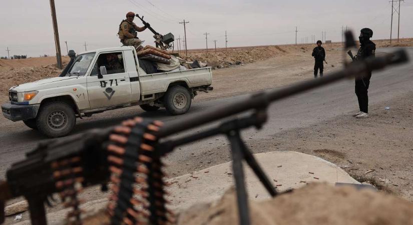 Mégis, mi folyik itt? Oroszország kivonja csapatait a kulcsfontosságú légibázisról