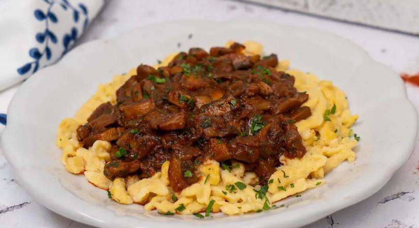 Híg maradt a gombapörkölt? Így készítsd el, hogy tökéletes legyen a szaftja!