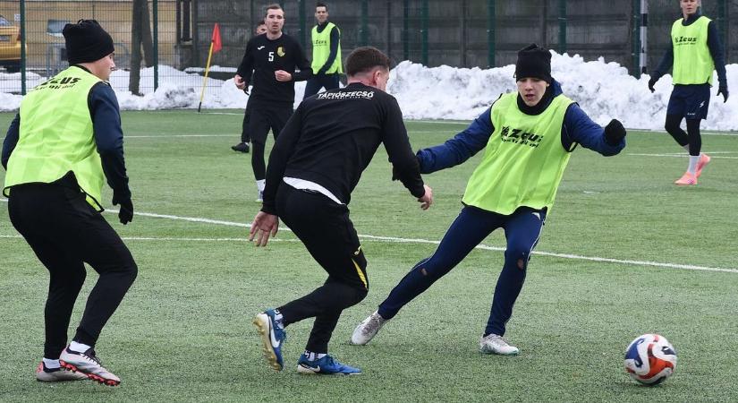 Javában zajlik a vármegyei csapatok felkészülése