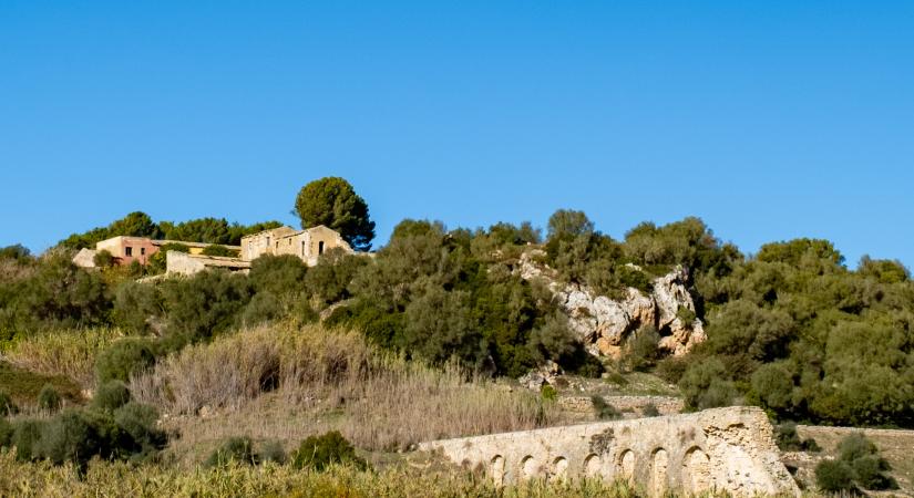 Evakuálni kellett Dél-Olaszországban és még nincs vége