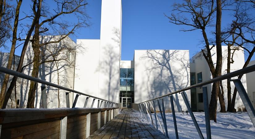 Fény-sziget: februárban megnyitja új attrakcióját a debreceni élményközpont – fotókkal