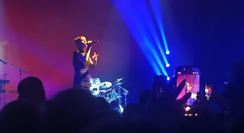 Zaz meghódította a pozsonyi nagyérdeműt