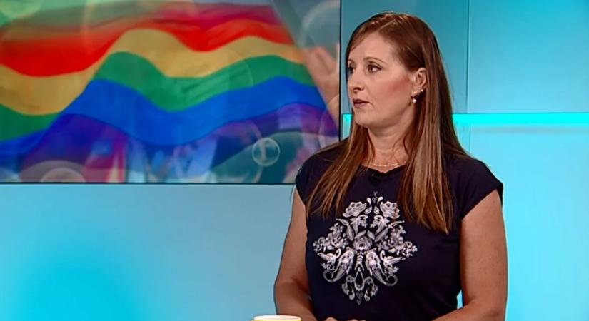 Budaházy Edda ismét kiteljesedhetett: ocsmány kritikát fogalmazott meg