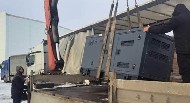 Energiasegély a Csehországból: önkéntesek 3,8 millió dollárt gyűjtöttek Kijevnek, további támogatás várható