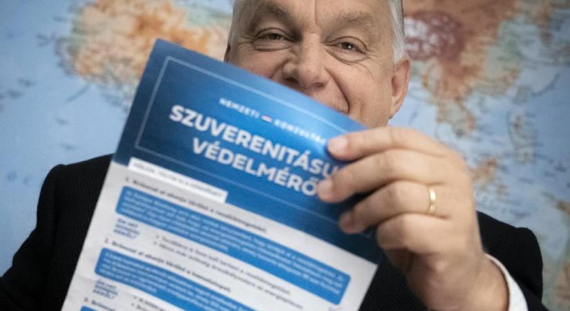 Ismét levélben zaklatja a magyarokat Orbán