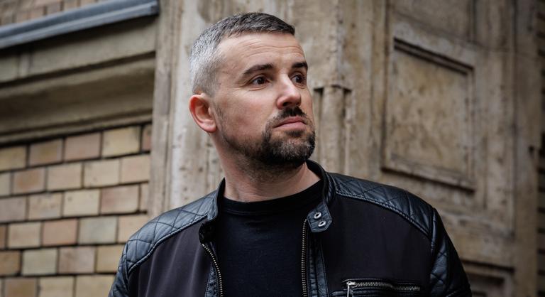 Hatalmas átigazolás a választások előtt, Jakab Péter a Demokratikus Koalíció jelöltjeként indul