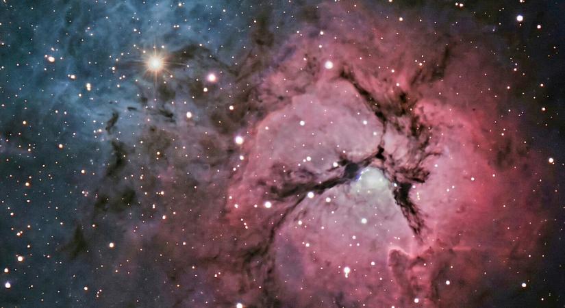 Csillagok közelről: megnyílt a Csallóközi Észlelők Baráti Körének első fotókiállítása Dunaszerdahelyen