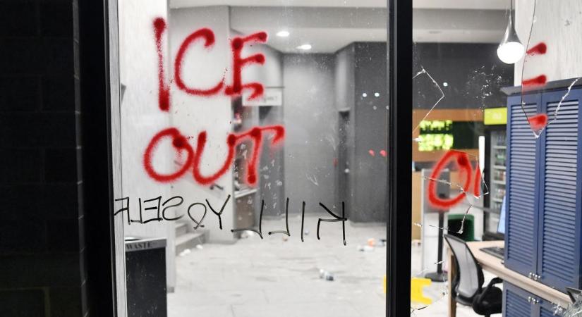 A demokraták azt remélik, hogy ebbe beleremeg Trump elnöksége – megszólalt az amerikai elnök