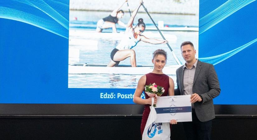 Jövő Reménységei ösztöndíjban részesült Trencsényi Anna, szentkirályi sportoló