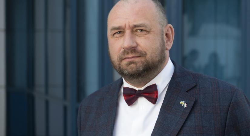 Szijjártó Péter bekéreti az ukrán nagykövetet Orbán utasítására