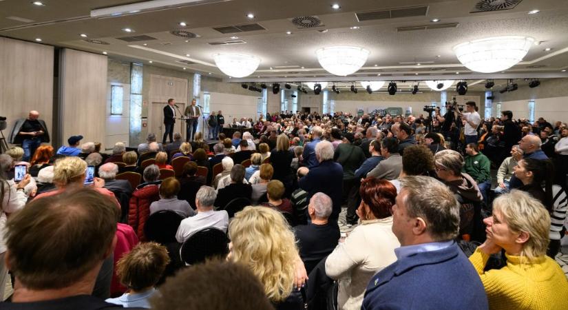 Lázár János: A Tisza szavazók mozgósítottsága 95 százalék a kutatások szerint, a fideszeseké 70 valahány százalék