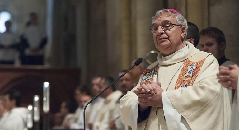 Keresztény ember nem vállalhatja, hogy semmilyen segítséget sem kíván adni