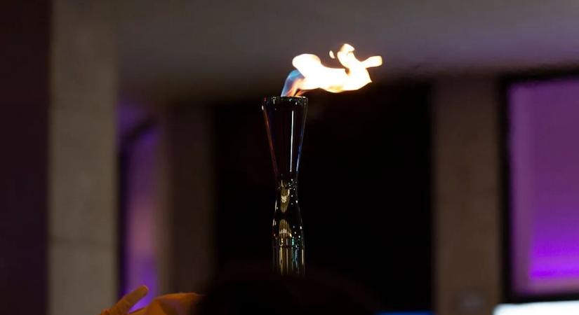 Milánó 2026: megérkezett a láng Cortinába