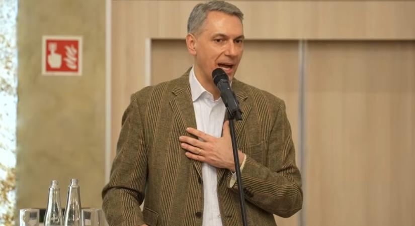 Lázár arról beszélt, akkor is kisüt a nap a választás után, ha nem a Fidesz nyer
