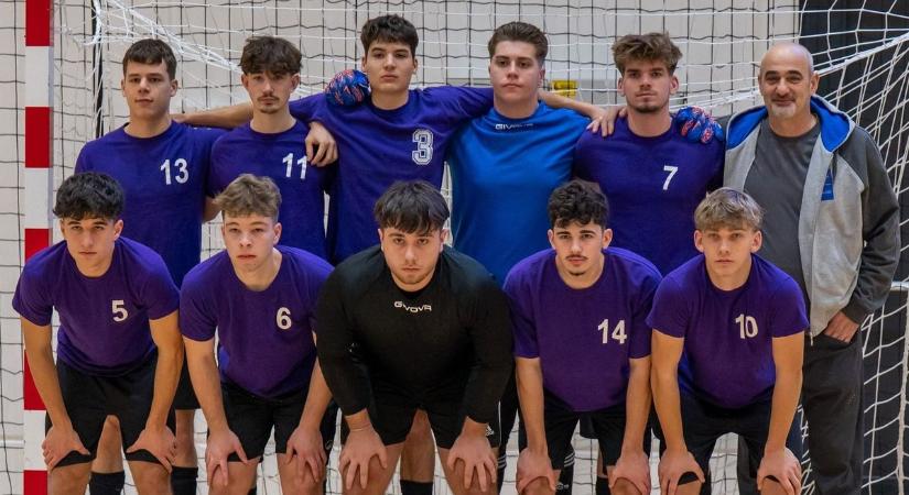 Diákolimpia: az egri Neumann az ország legjobb 12 csapata között szerepelt