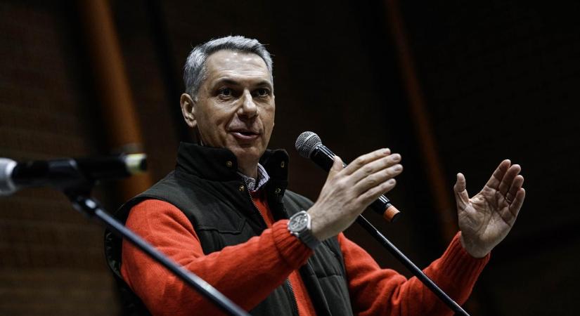 Lázár János nem kapott „dorgálást” Orbán Viktortól, de volt véleménye a cigányságot illető kijelentéséről