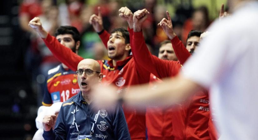 „Számomra ma a csapat volt az MVP” – a vesztenivaló nélkül játszó spanyolok elkapták a kézi-Eb címvédőjét