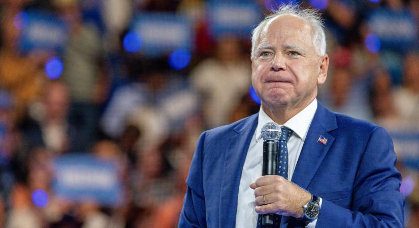 Trump telefonon tárgyalt Tim Walz kormányzóval a minnesotai helyzetről