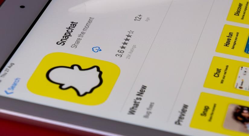 Mostantól részletesen beszámol a szülőknek a Snapchat, hogy kivel és miért beszélt a gyerek