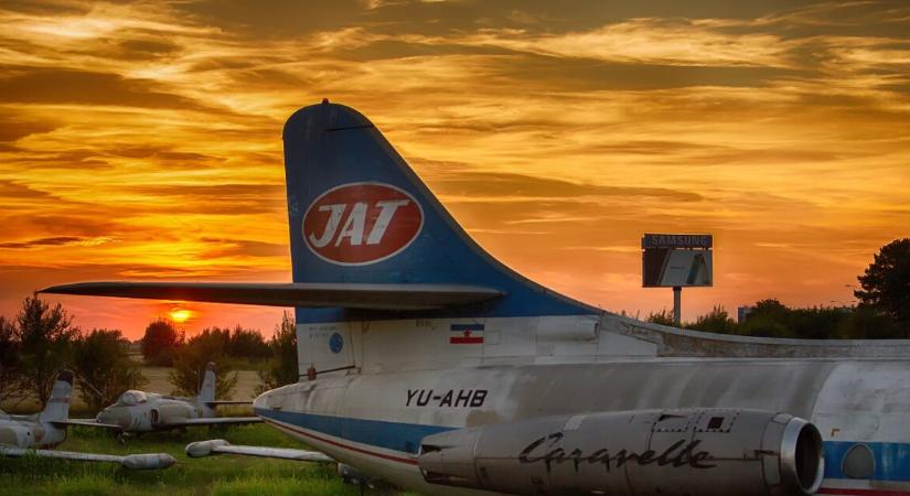 10 ezer métert zuhant egy utasszállító – egyetlen stewardess maradt életben