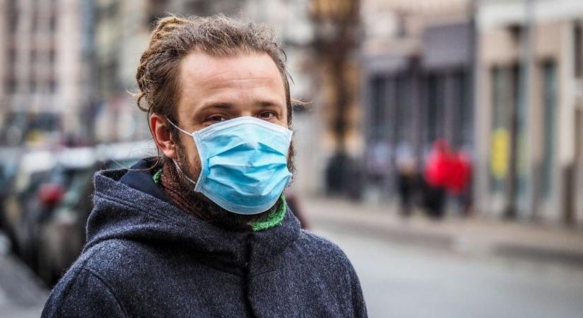 Mától csak maszkkal lehet belépni az egészségügyi intézménybe!