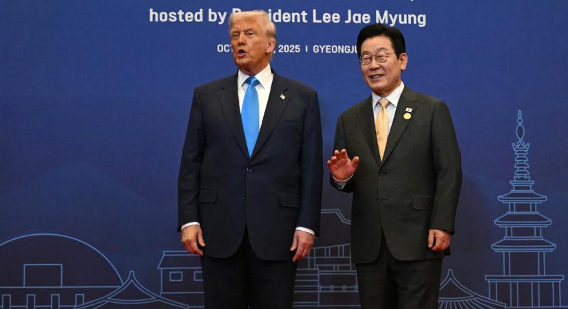 Trump 25 százalékra emeli a Dél-Koreából érkező árukra kivetett amerikai vámokat