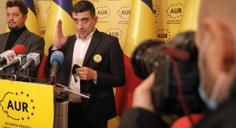Továbbra is az AUR a legnépszerűbb román párt egy friss felmérés szerint