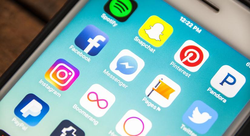 Jön az új, előfizetéses modell a Facebookra és az Instára