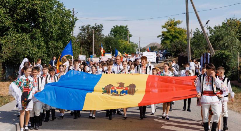A románok többsége támogatja az egyesülést Moldovával